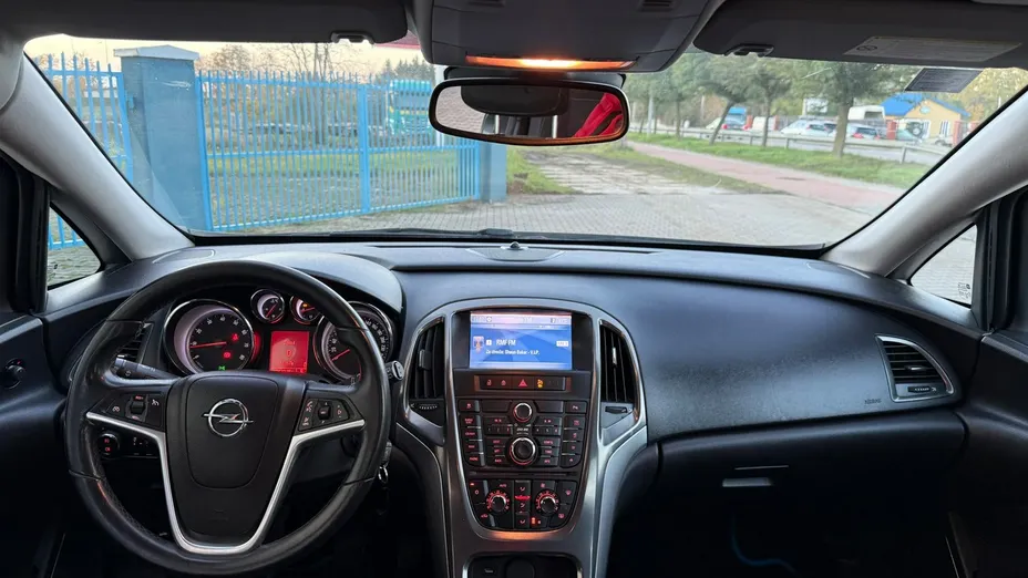 OPEL Astra -