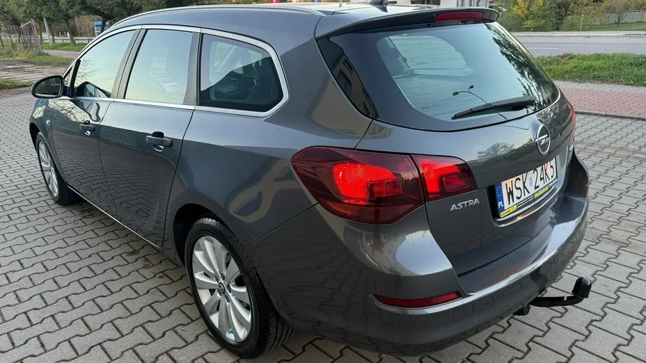 OPEL Astra -