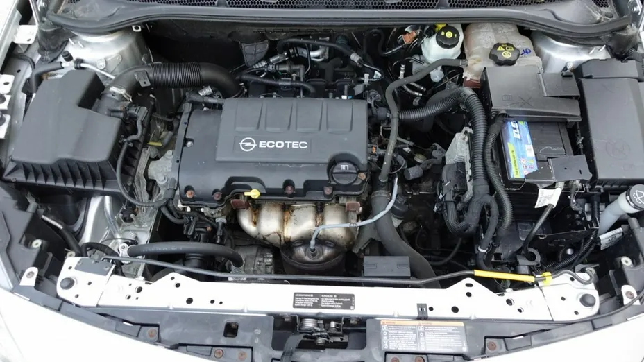 OPEL Astra -