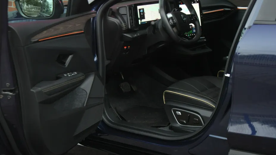 RENAULT Megane -