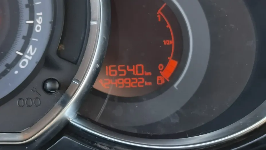 CITROEN DS3 -