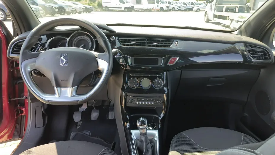 CITROEN DS3 -