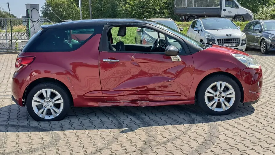 CITROEN DS3 -