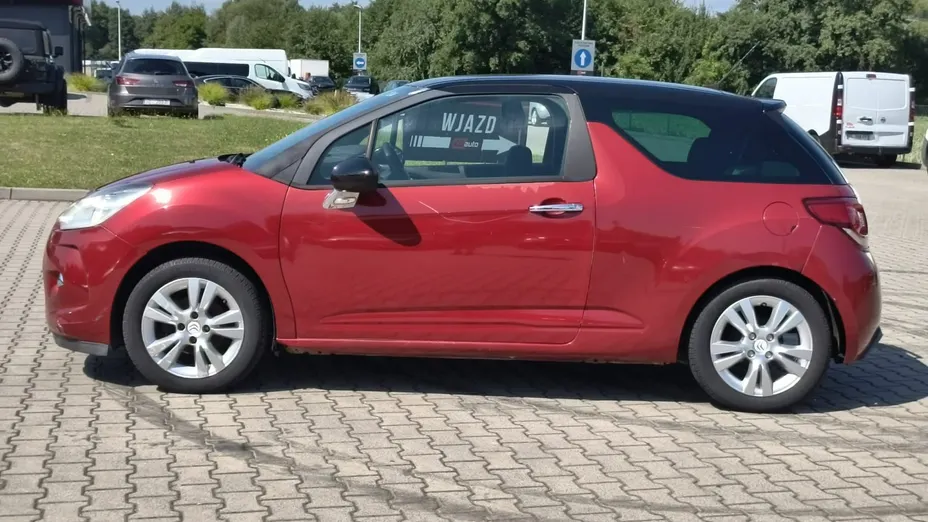 CITROEN DS3 -
