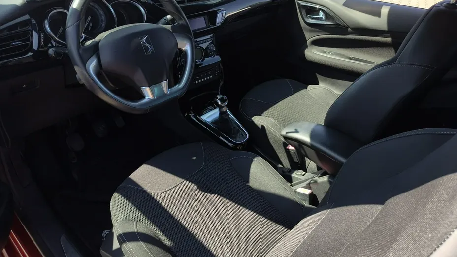 CITROEN DS3 -