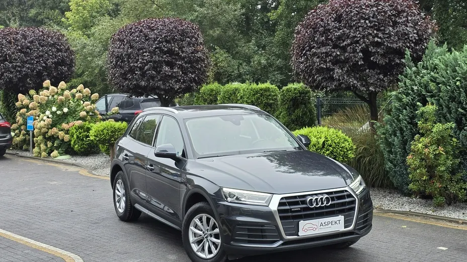 AUDI Q5 -