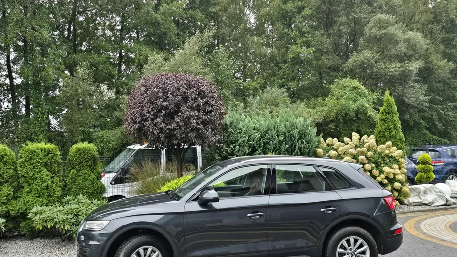 AUDI Q5 -