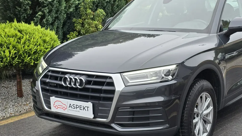 AUDI Q5 -