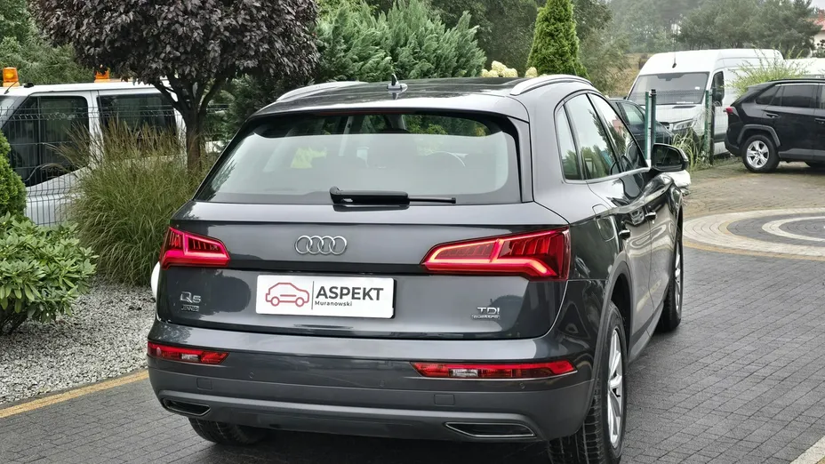 AUDI Q5 -