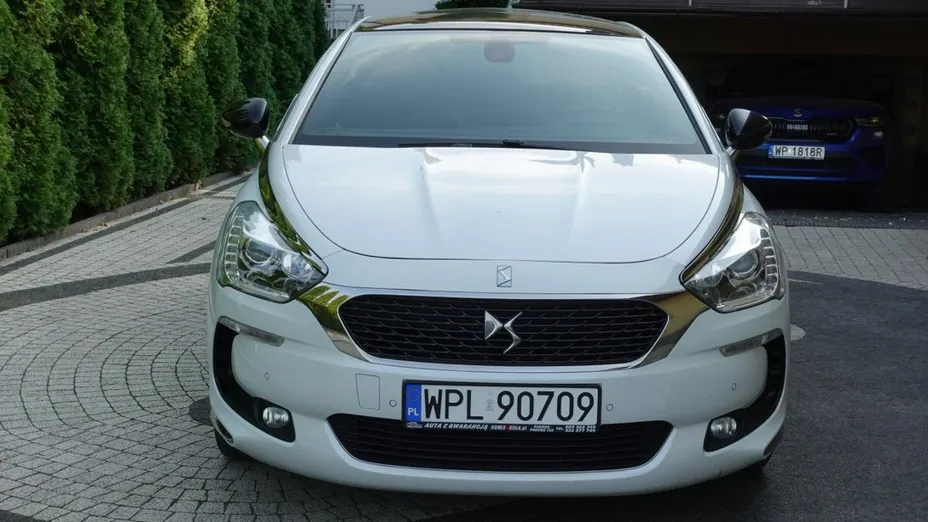 CITROEN DS5 -