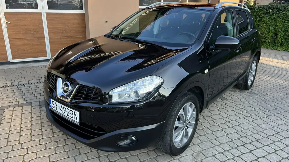 NISSAN Qashqai -