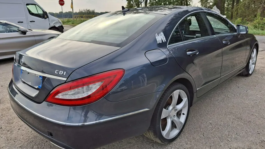 MERCEDES-BENZ CLS -