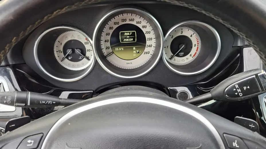 MERCEDES-BENZ CLS -
