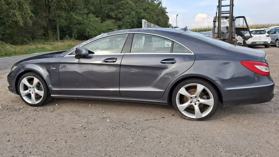 MERCEDES-BENZ CLS -