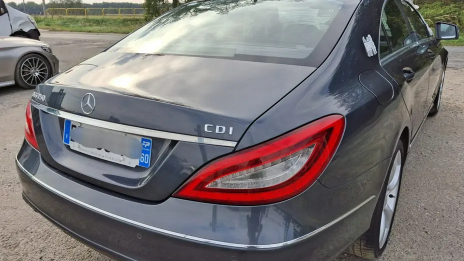 MERCEDES-BENZ CLS -