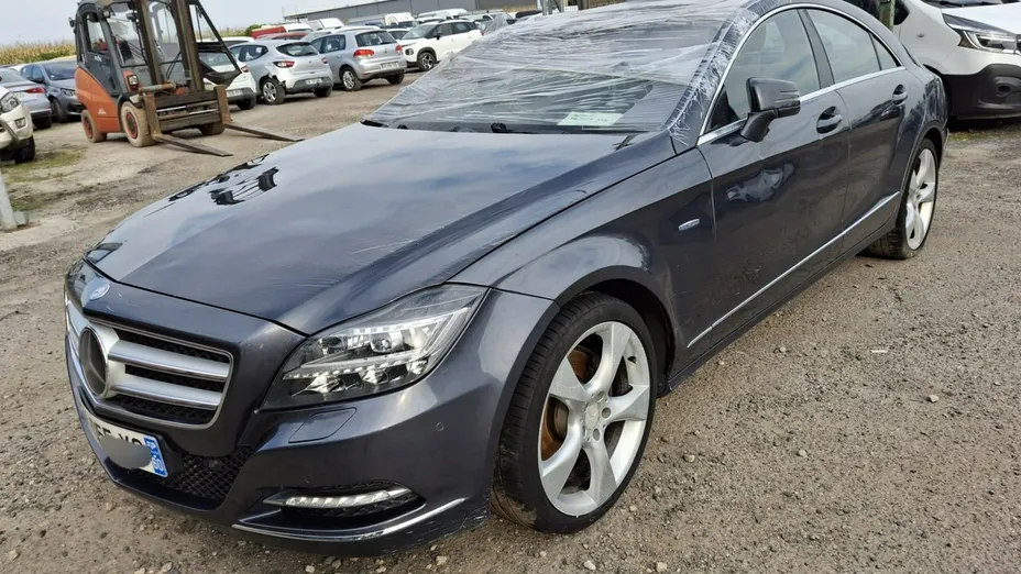 MERCEDES-BENZ CLS -