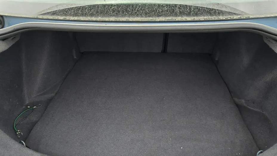 VOLVO S40 -