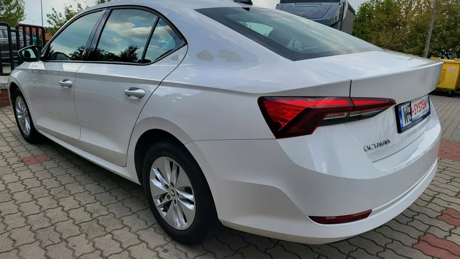 SKODA Octavia -
