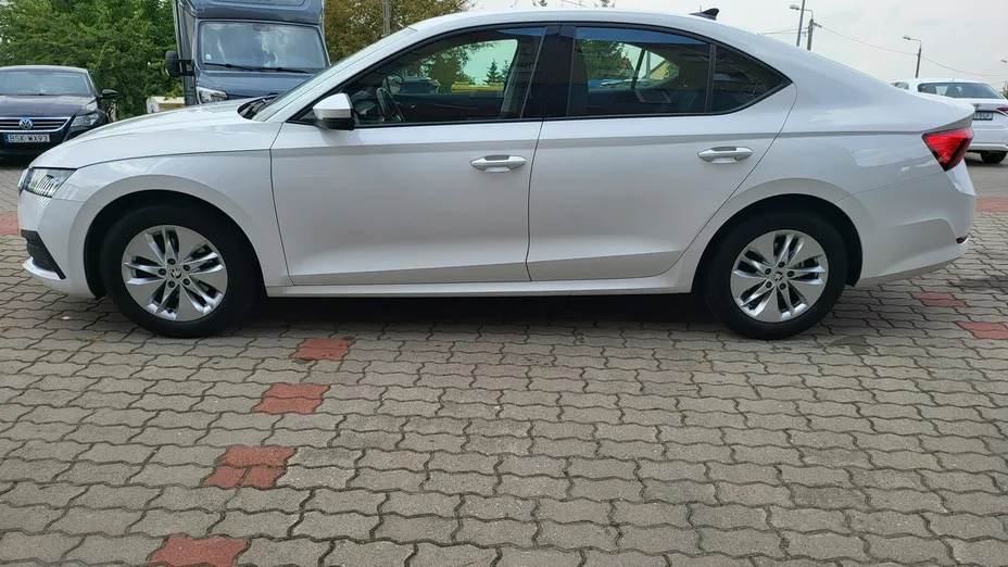 SKODA Octavia -