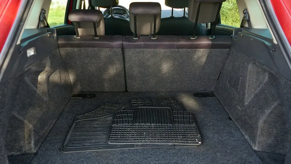 RENAULT Clio -