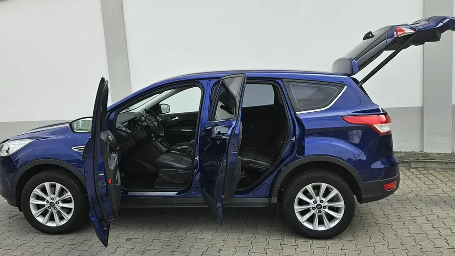 FORD Kuga -