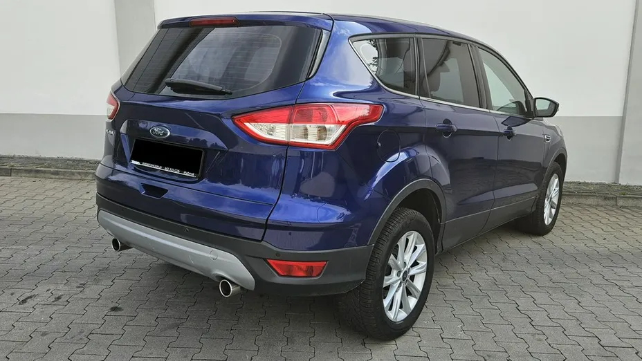 FORD Kuga -