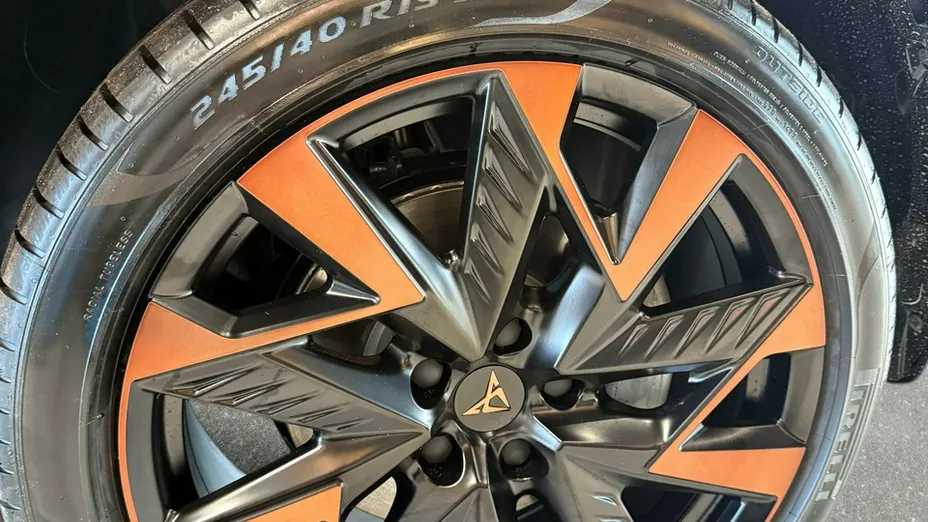 CUPRA Formentor -