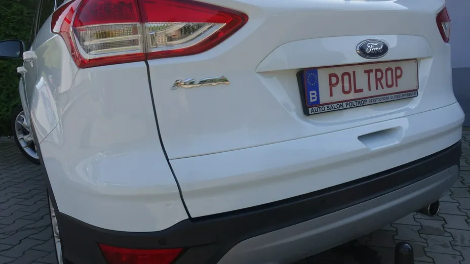 FORD Kuga -