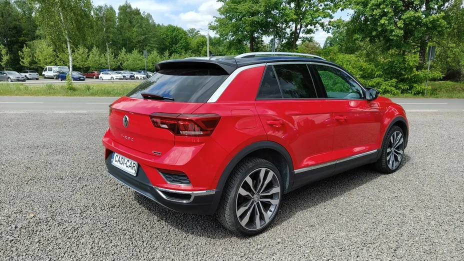 VOLKSWAGEN T-ROC -