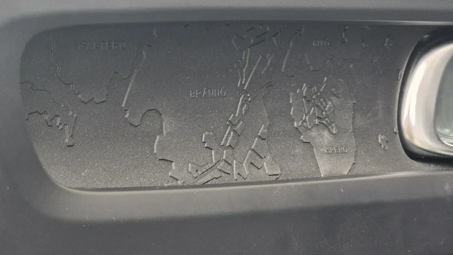 VOLVO XC40 -