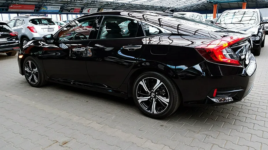 HONDA Civic -