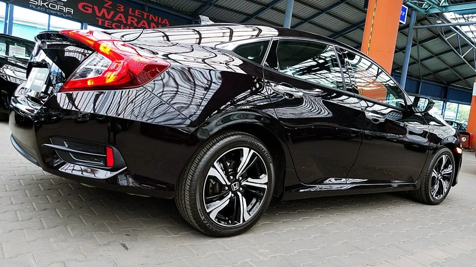 HONDA Civic -
