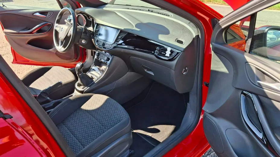 OPEL Astra -