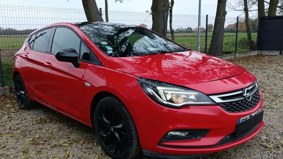 OPEL Astra -