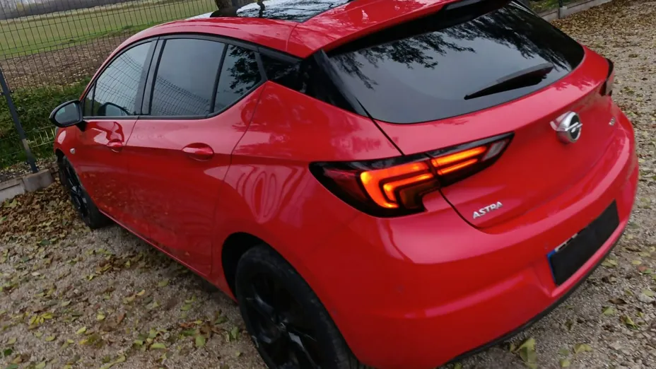 OPEL Astra -