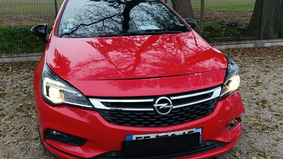 OPEL Astra -