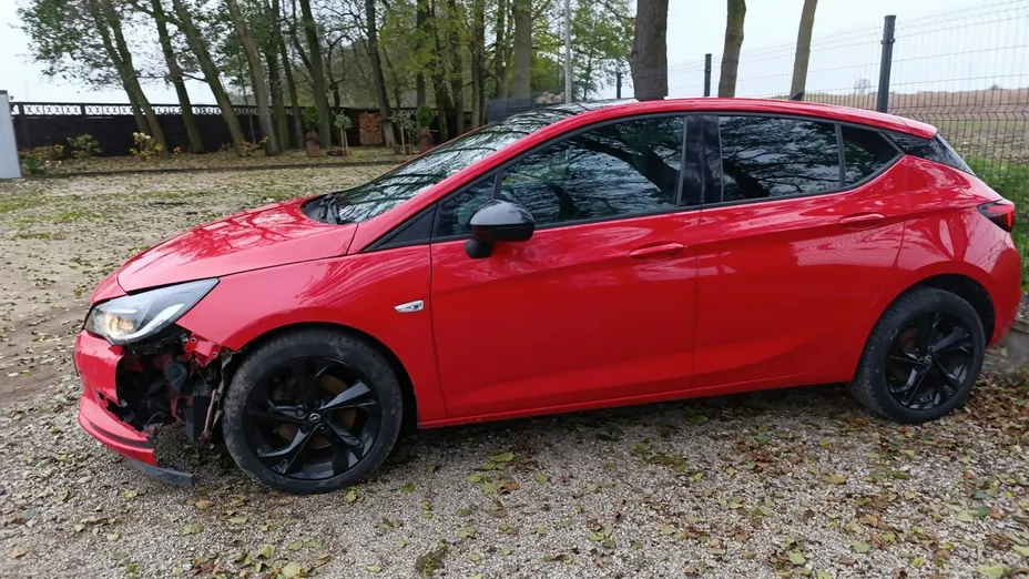 OPEL Astra -