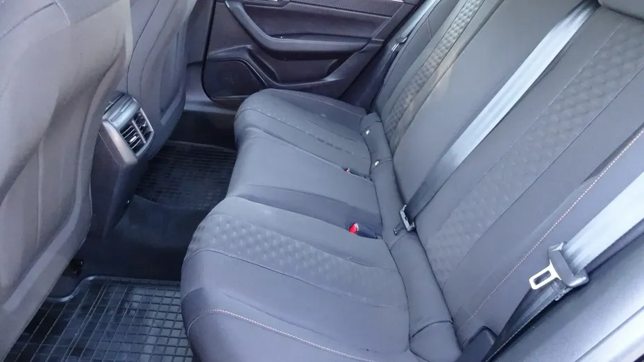 PEUGEOT 508 -