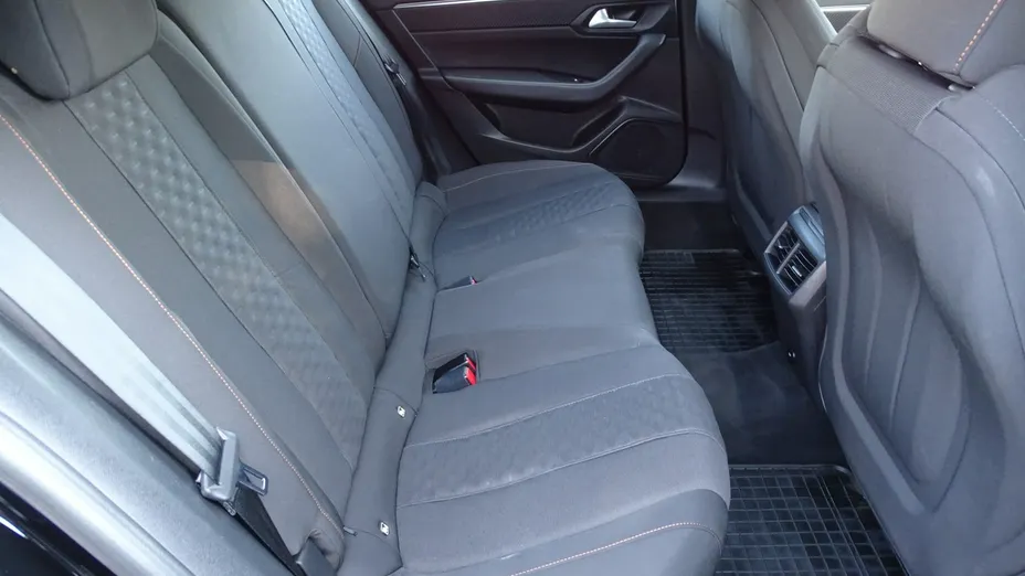 PEUGEOT 508 -