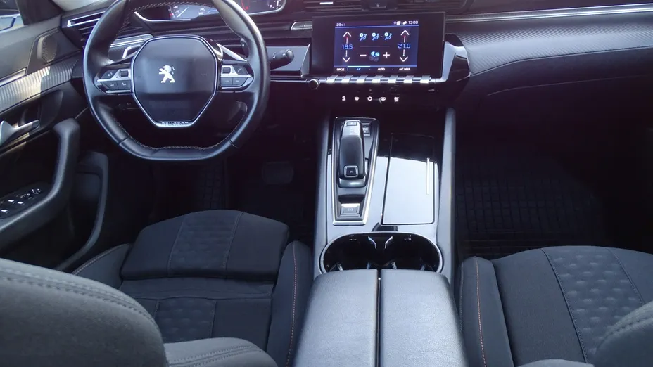 PEUGEOT 508 -