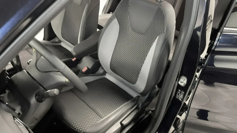 OPEL Crossland X -