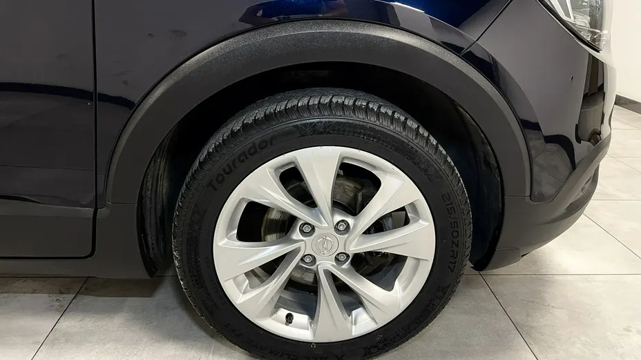 OPEL Crossland X -