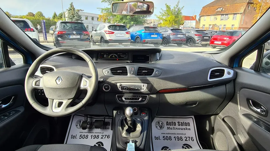 RENAULT Scenic -