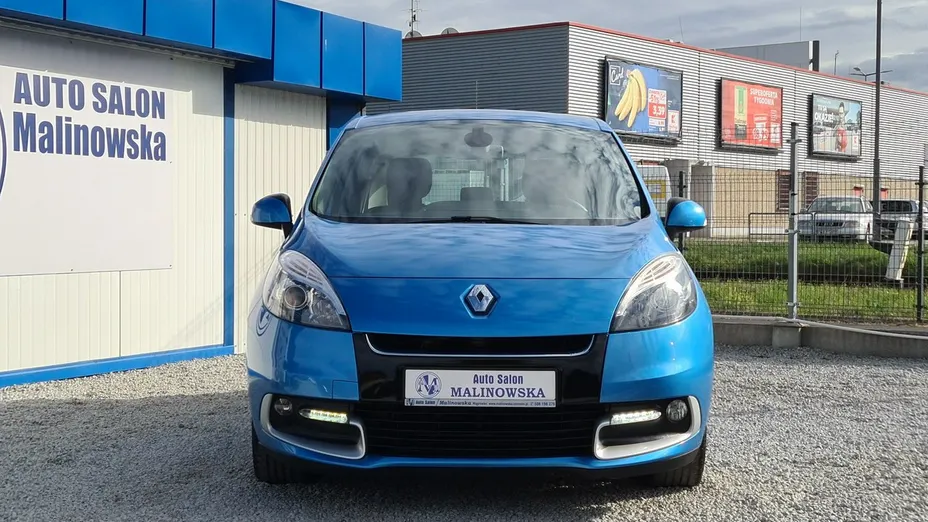 RENAULT Scenic -