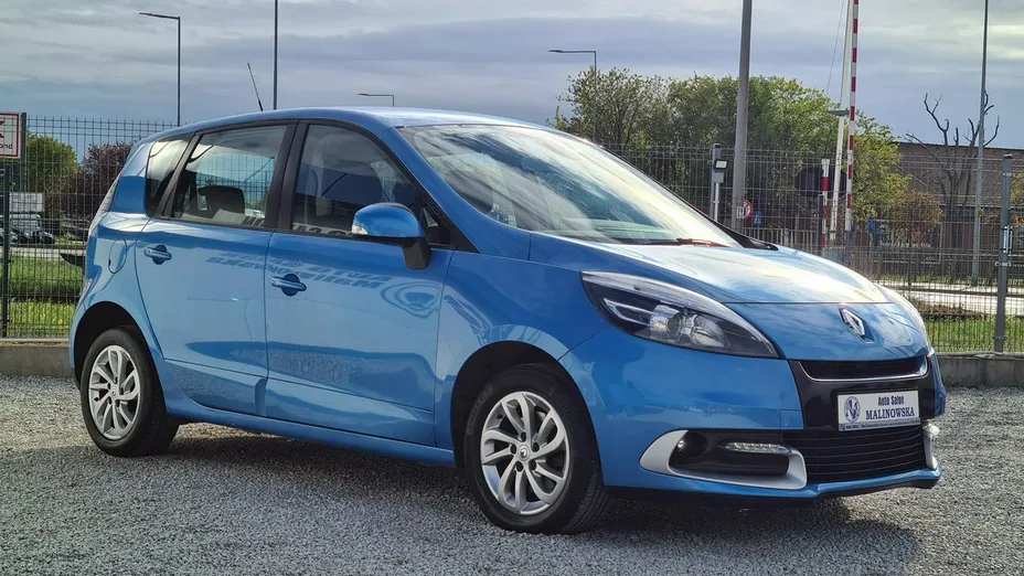 RENAULT Scenic -