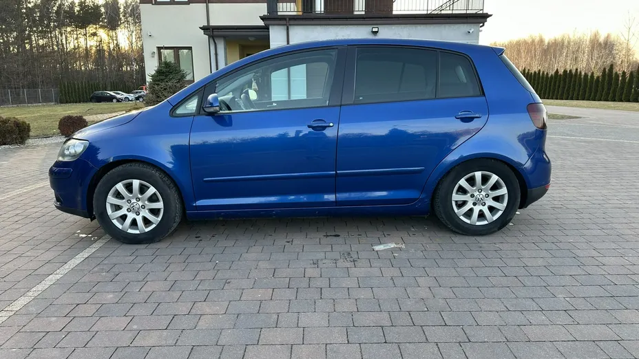 VOLKSWAGEN Golf Plus -
