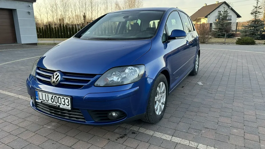 VOLKSWAGEN Golf Plus -