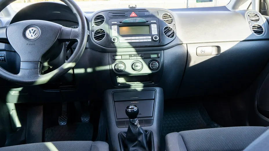 VOLKSWAGEN Golf Plus -