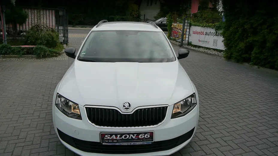 SKODA Octavia -