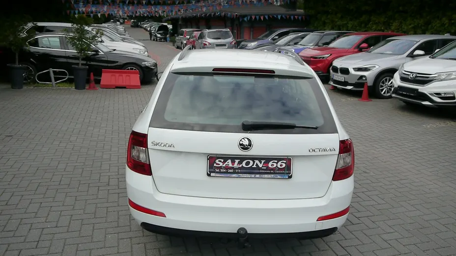 SKODA Octavia -